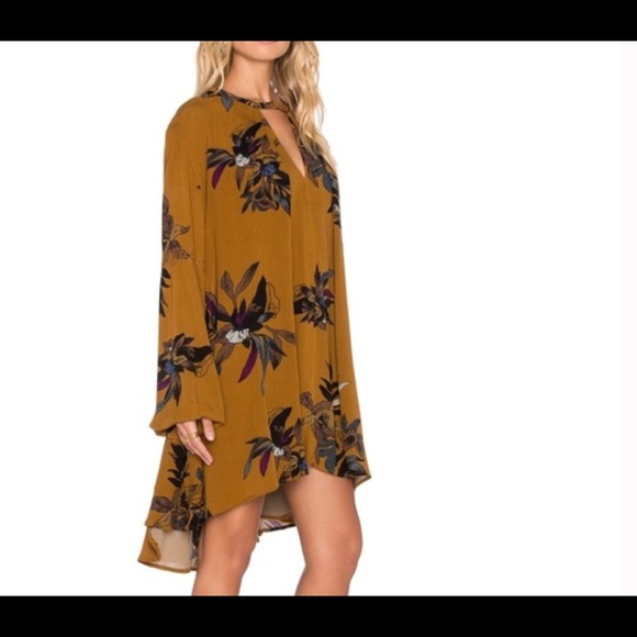💜3/$15 5/$25💜 Free People Tree Swing Floral Tunic - Picture 2 of 5